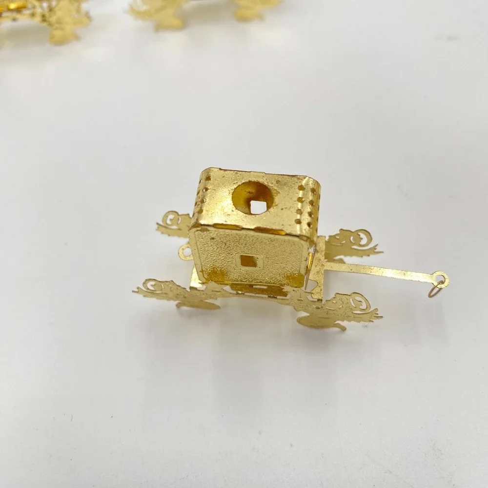 Vintage Gold Filigree Metal Angel and Carriage Christmas Ornament Set‎ 5pc